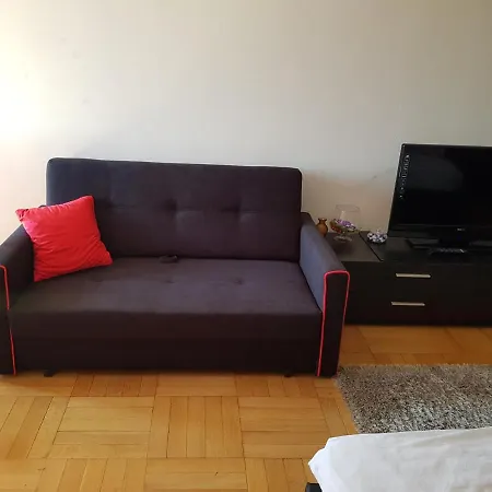 Studio Monza-gomoiu Bucharest