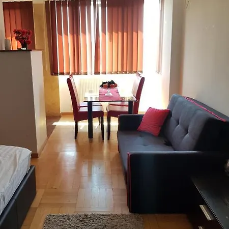 Studio Monza-gomoiu Apartment *